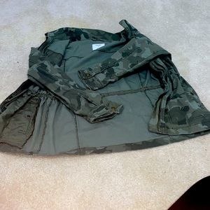 Old navy - Camouflage jacket (size medium). $12 . Good condition. FREE SHIPPING
